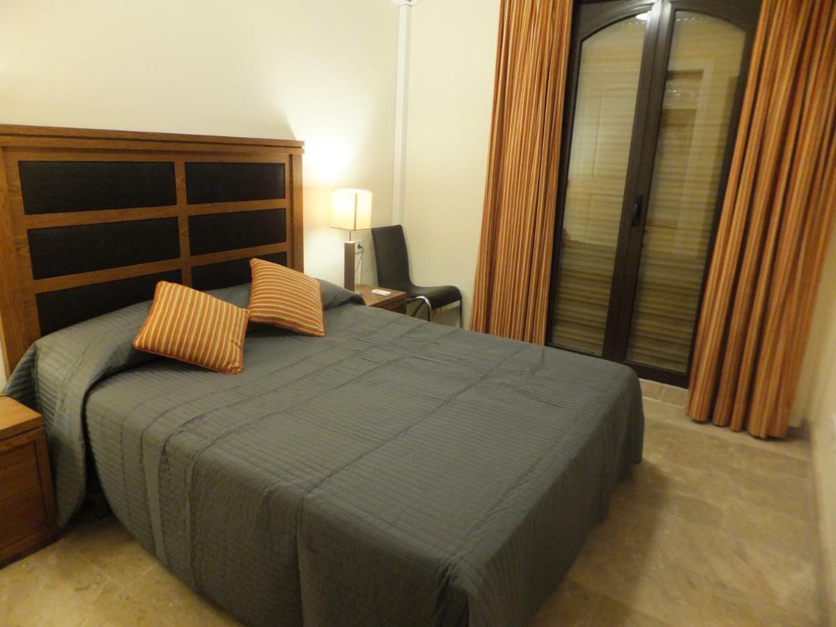 Costa Galera Apartment เอสเตโปนา ภายนอก รูปภาพ