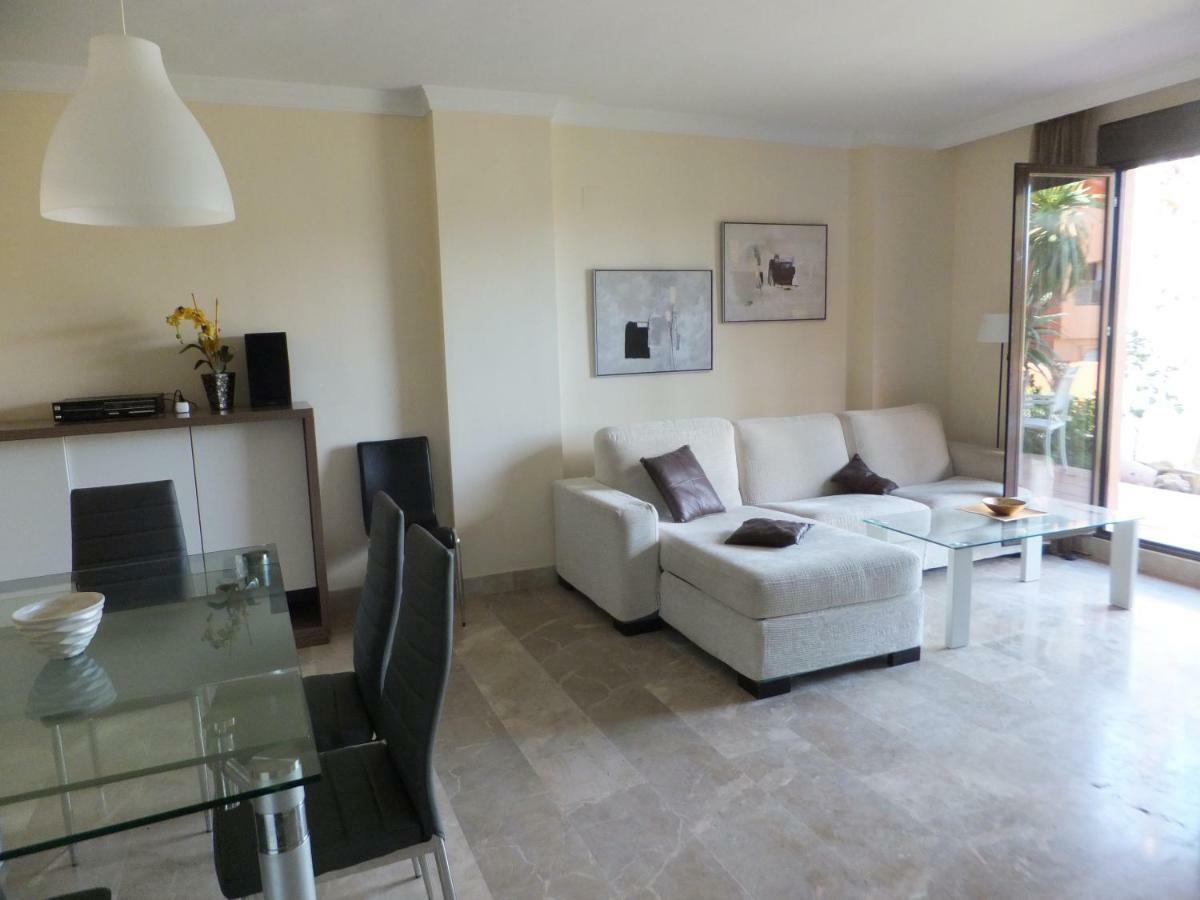 Costa Galera Apartment เอสเตโปนา ภายนอก รูปภาพ