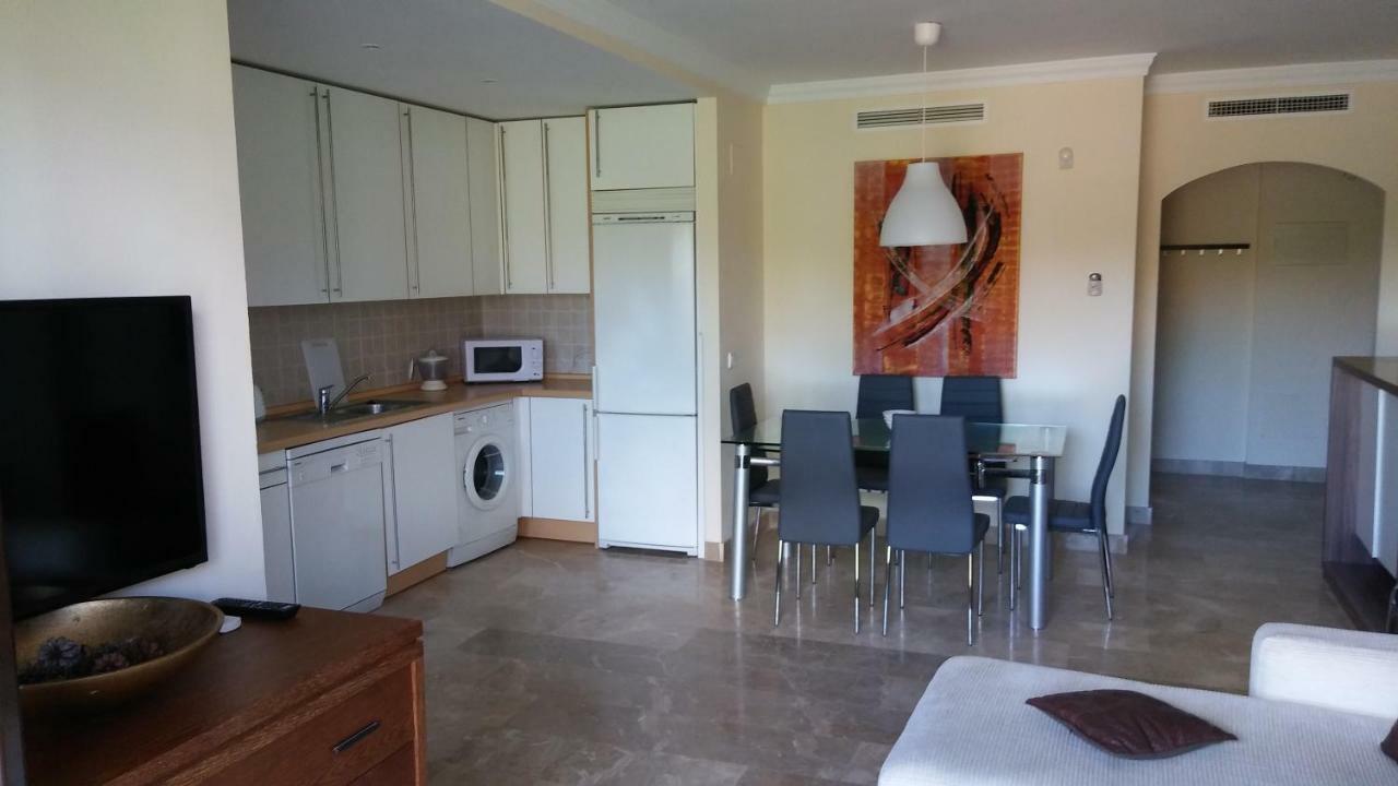 Costa Galera Apartment เอสเตโปนา ภายนอก รูปภาพ