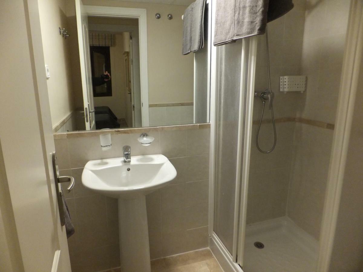 Costa Galera Apartment เอสเตโปนา ภายนอก รูปภาพ